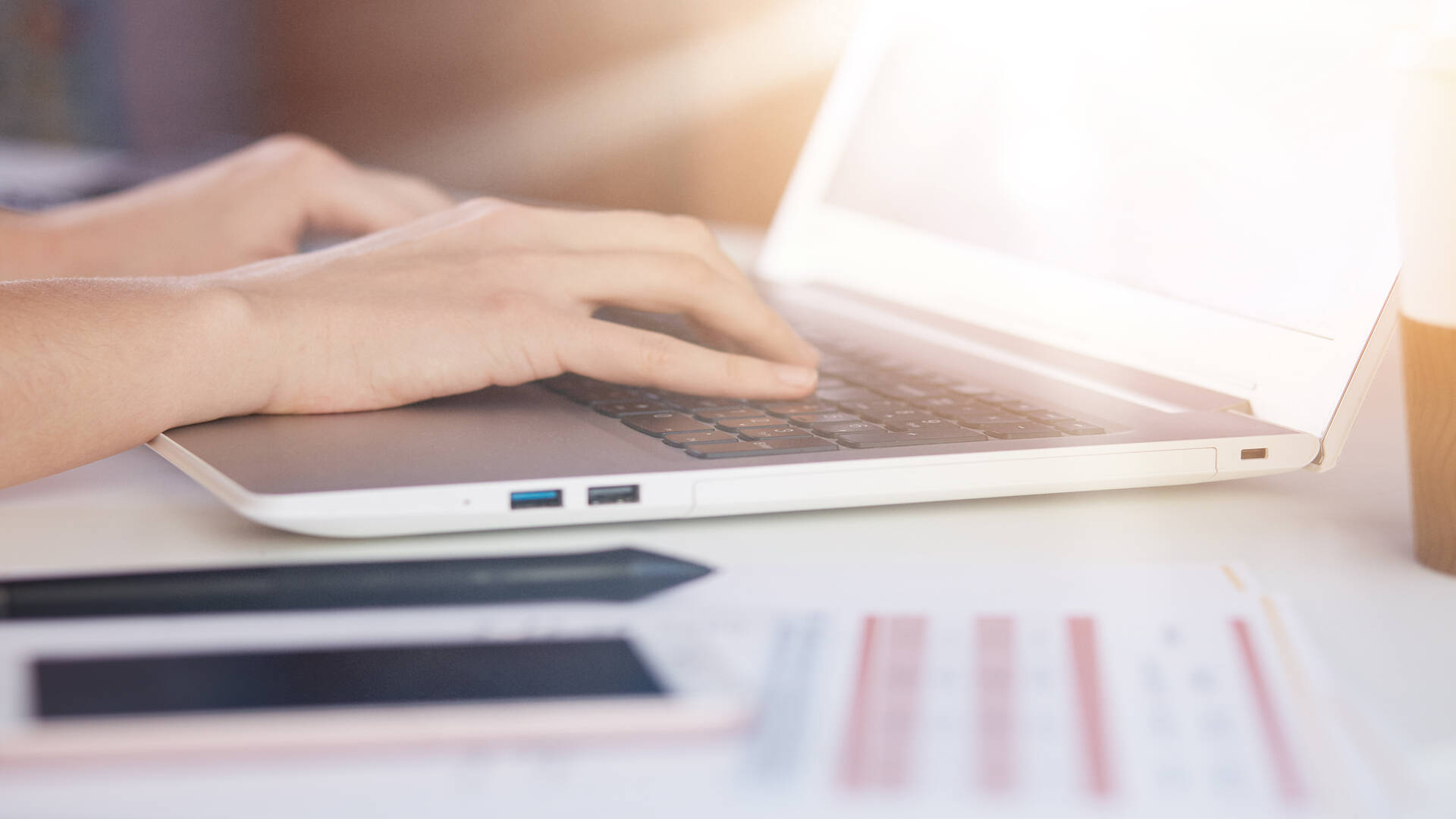How To Leverage Online Faxing For Business Growth